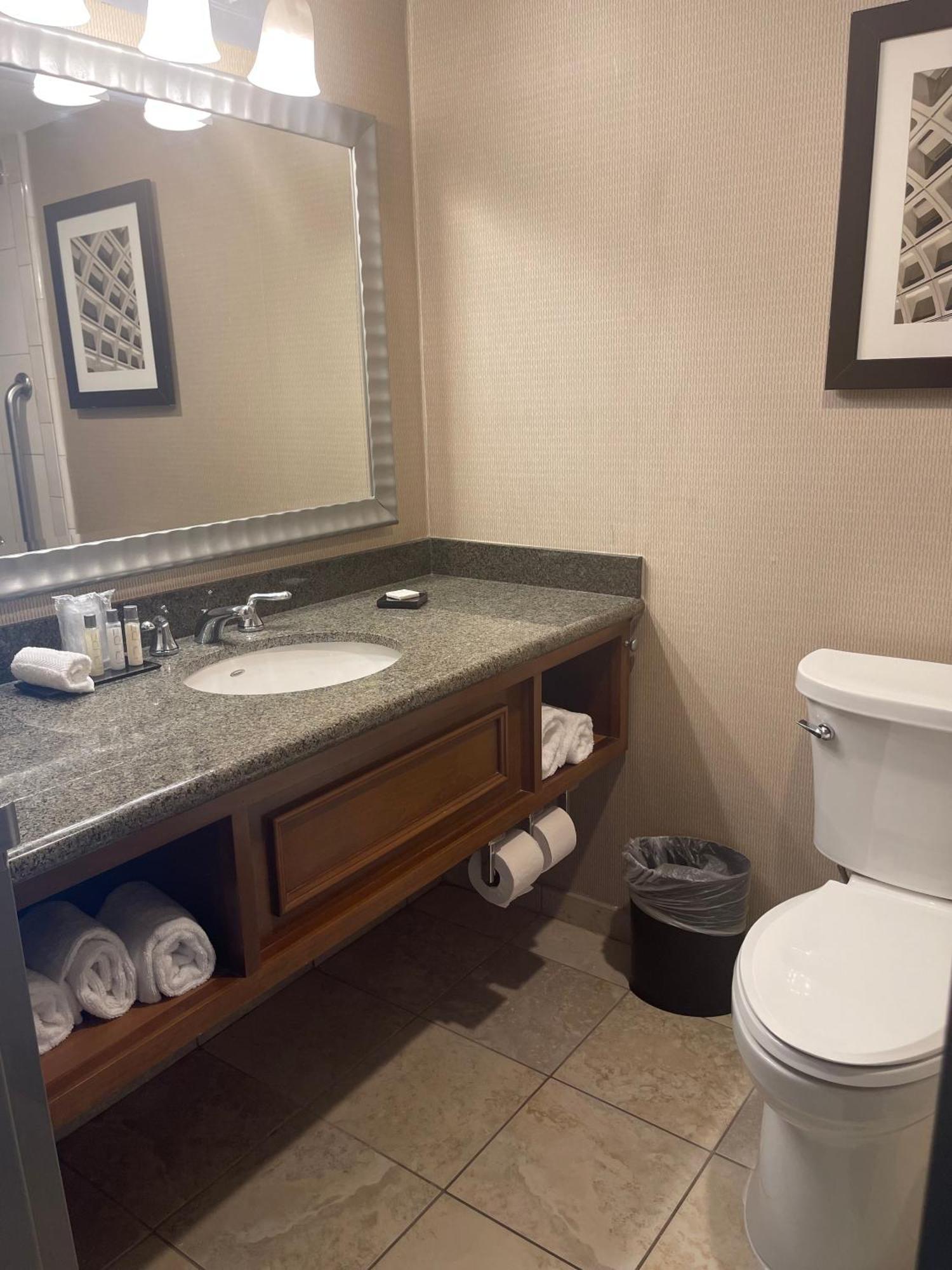 Grand Resort Hotel - Mt Laurel - Philadelphia Mount Laurel Εξωτερικό φωτογραφία